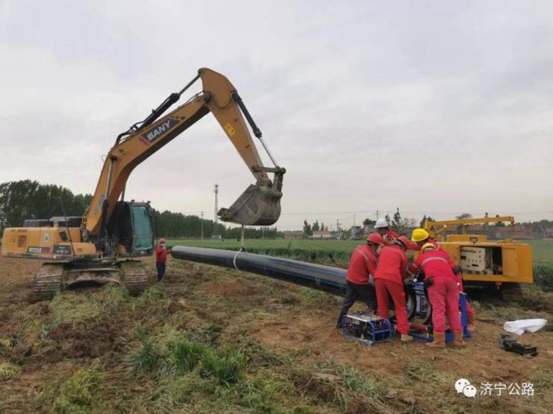 机电安装三级资质多少钱？这可能是很多想要涉足建筑行业的企业关心的问题。今天，我们就来聊聊这个话题，通过几个实际案例和数据分析，帮助你了解获取机电安装三级资质的成本。